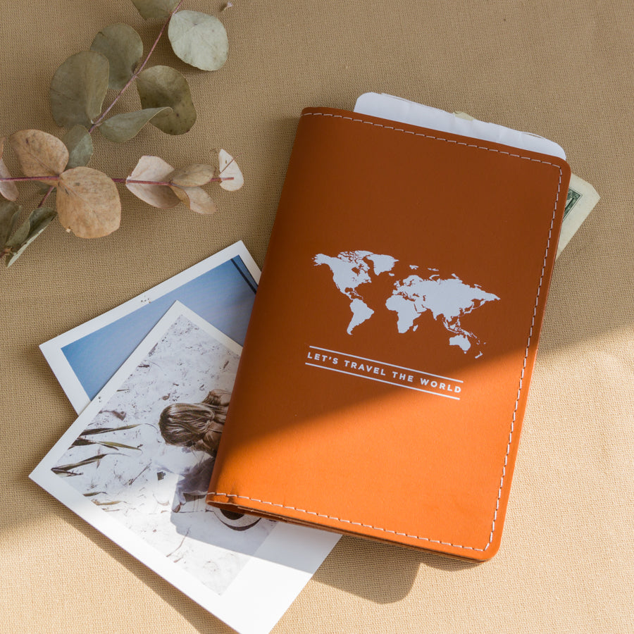 porta pasaporte para viajar con el mapamundi
